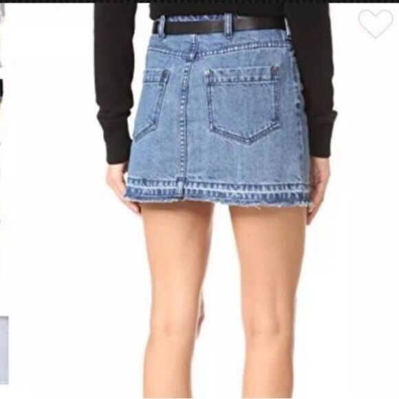 Free People UO Raw Hem Distressed Cut Off Denim 5 Pocket Jean Mini Skirt 2 - Picture 4 of 7
